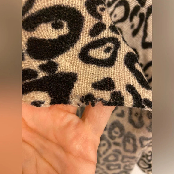 White + Warren Leopard Cashmere Poncho Cream and Black One Size - Picture 3 of 5
